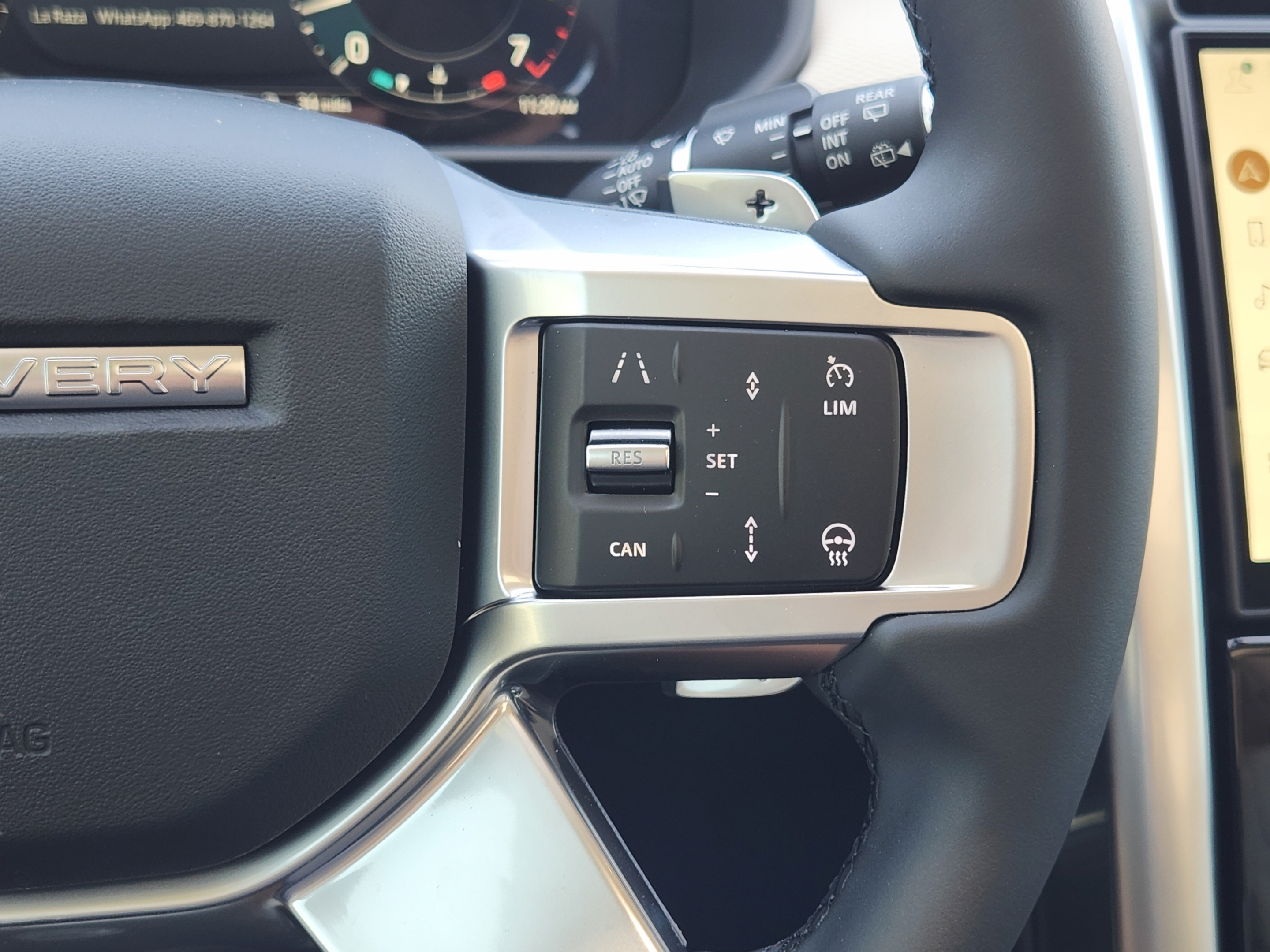 New 2026 Land Rover Discovery Dynamic SE AWD/4WD image 24