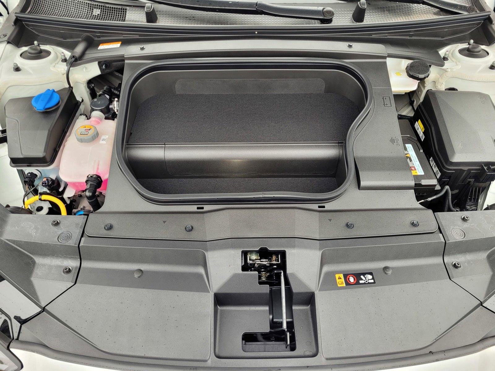 Certified 2025 Hyundai Ioniq 6 SEL image 34