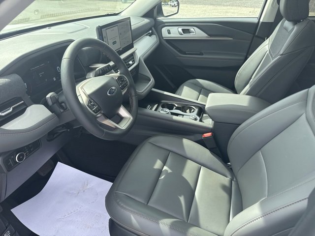 New 2025 Ford Explorer Active image 20