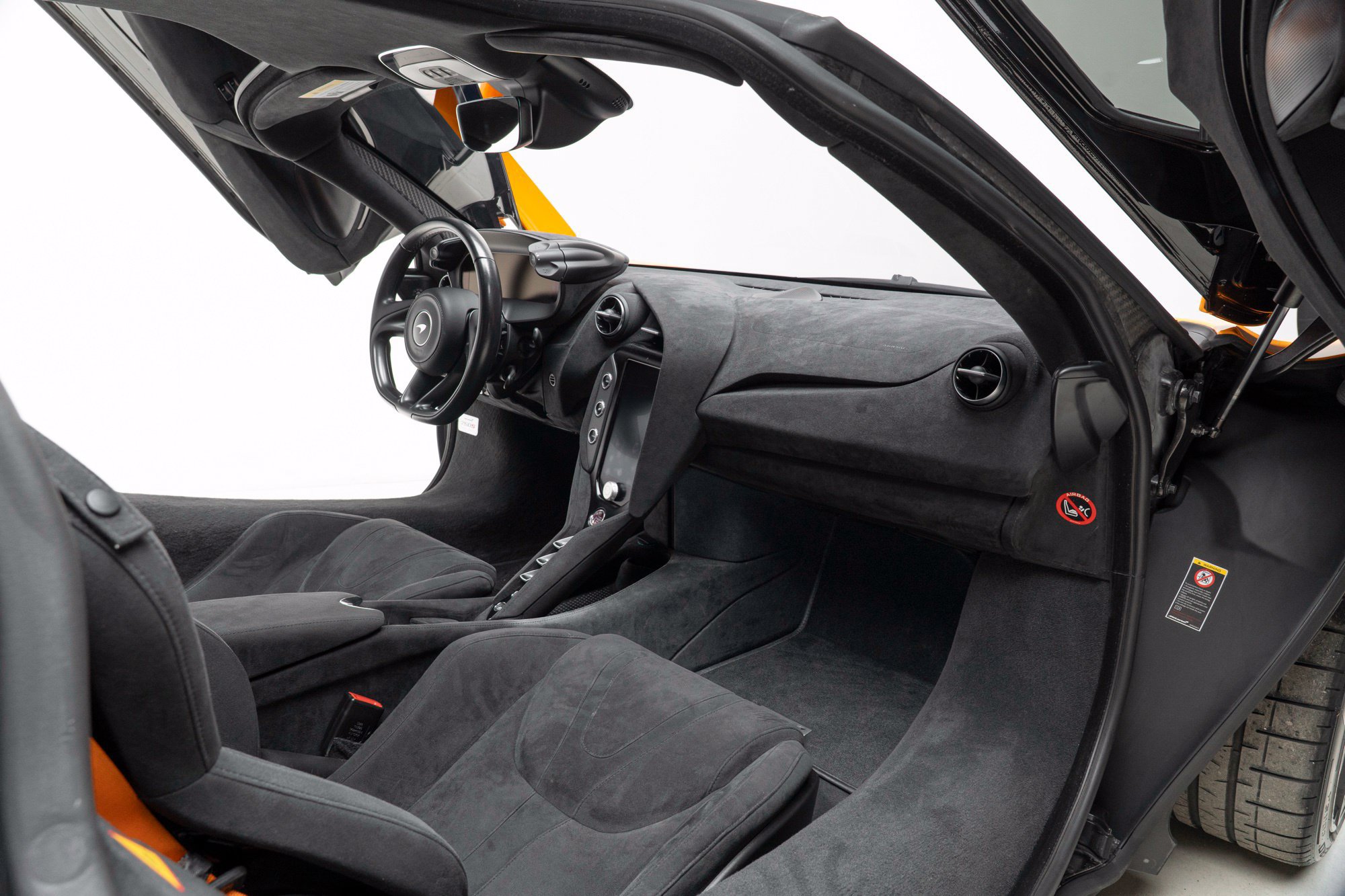 Used 2024 McLaren 750S RWD image 44
