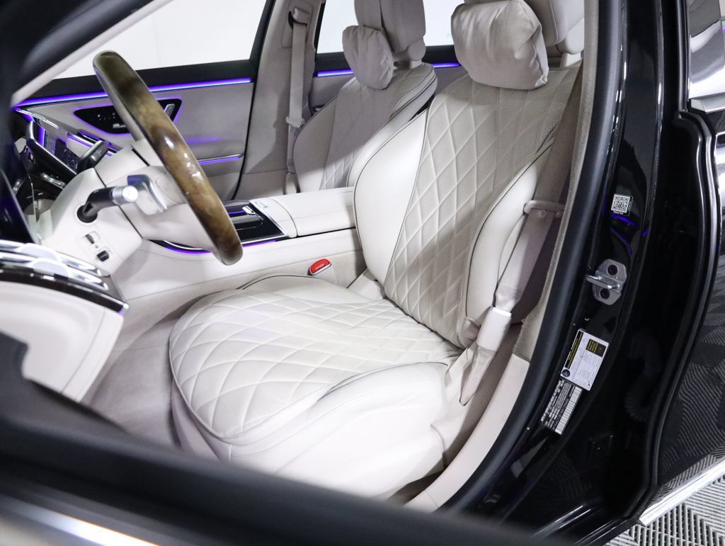 Certified 2022 Mercedes-Benz S 580 4MATIC Sedan w/ Rear Seat Package image 30