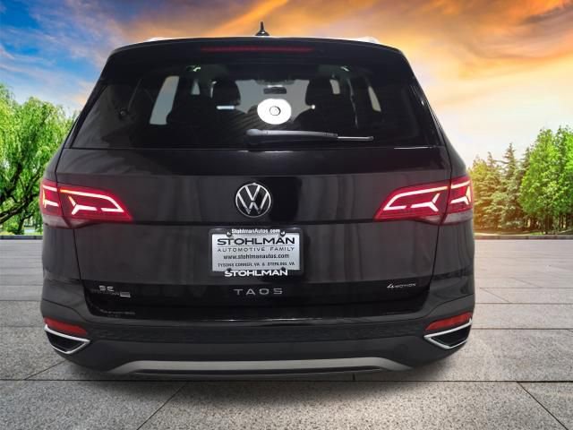 Certified 2022 Volkswagen Taos SE AWD/4WD image 5