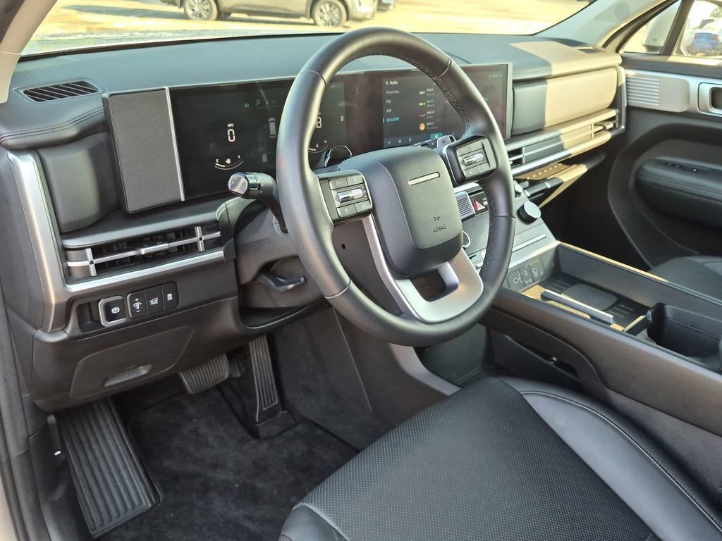 Used 2025 Hyundai Santa Fe SEL FWD image 37