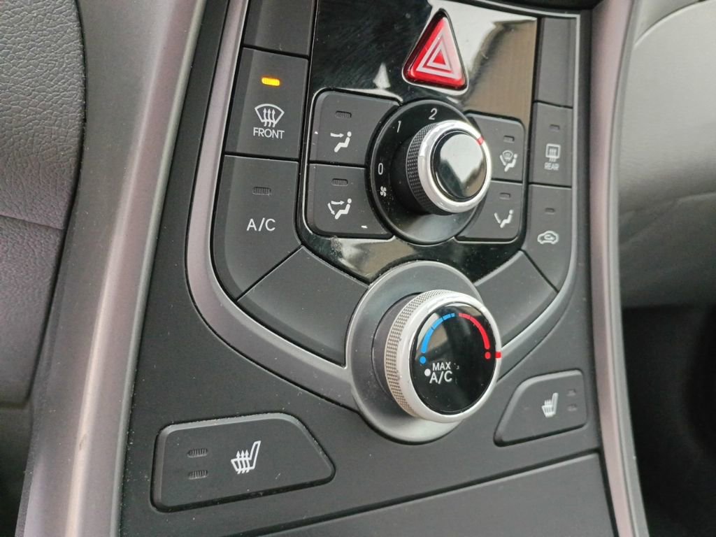 Used 2014 Hyundai Elantra Limited image 28