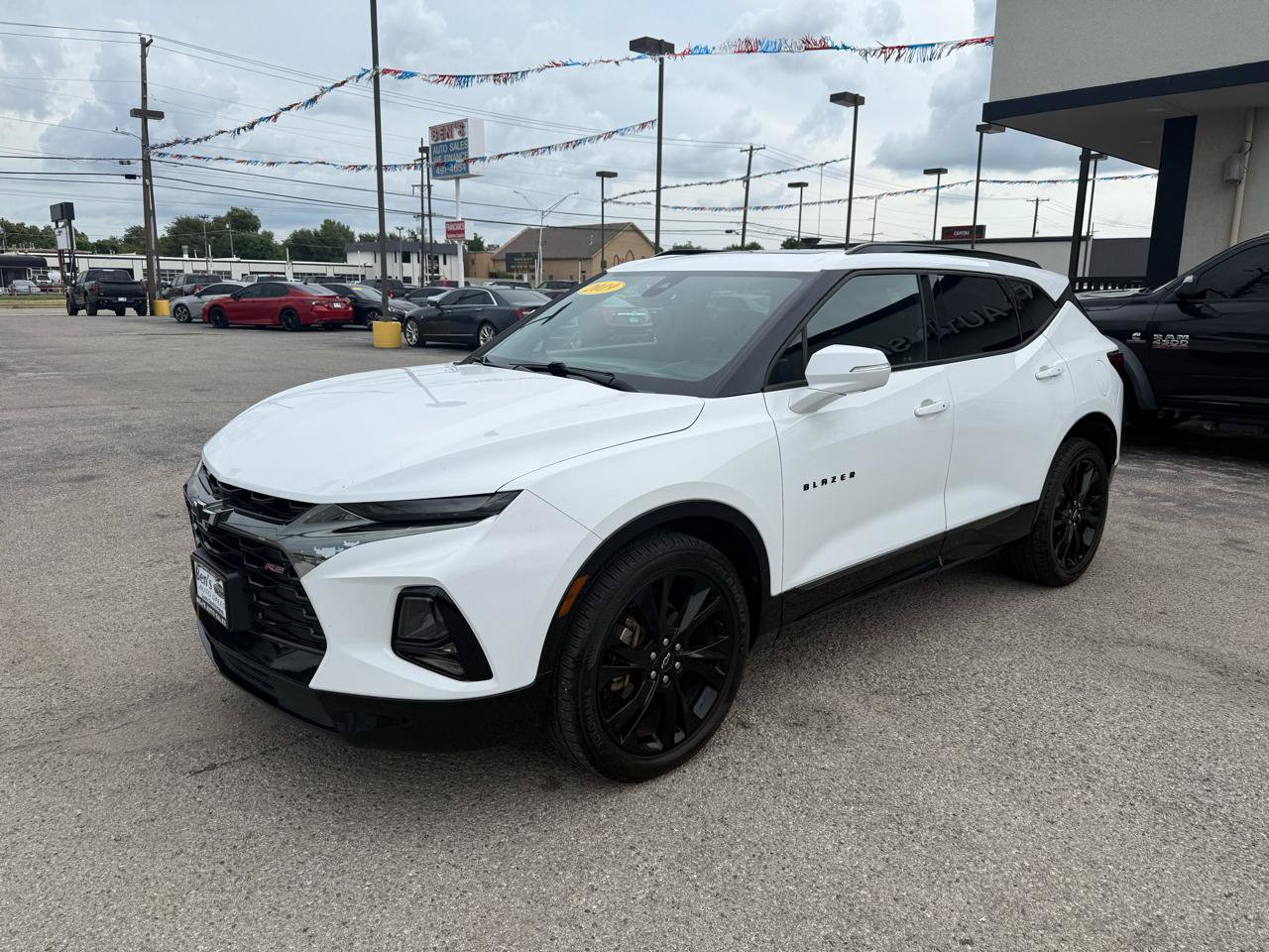 Used 2019 Chevrolet Blazer RS FWD image 2