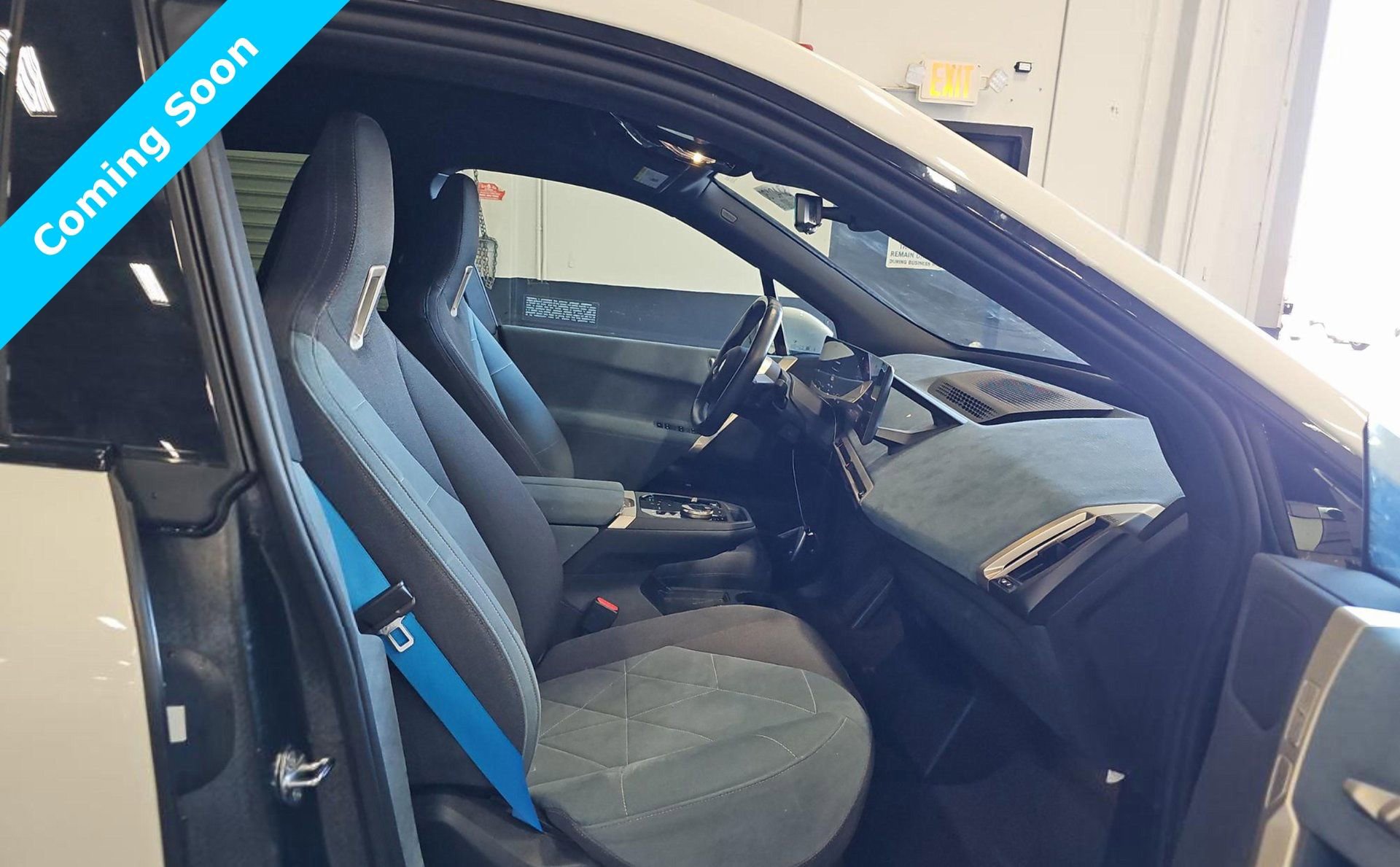 Used 2023 BMW iX xDrive50 w/ BMW I Signature Blue Package image 12