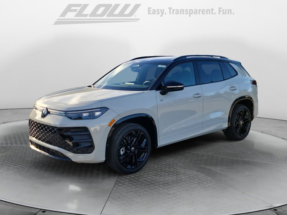 New 2026 Volkswagen Tiguan SE R-Line image 3