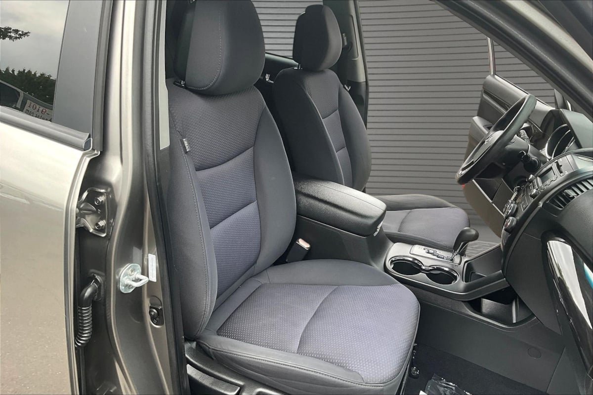 Used 2011 Kia Sorento 2WD w/ Convenience Pkg image 26