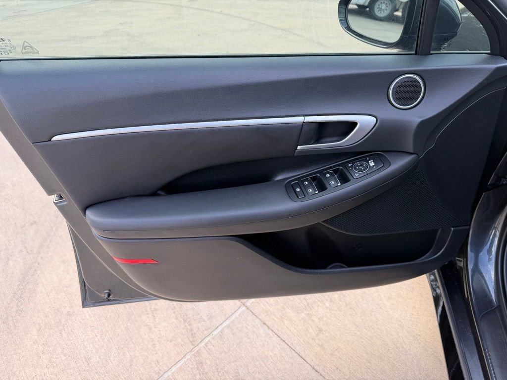 Certified 2024 Hyundai Sonata SEL w/ Convenience Package image 13