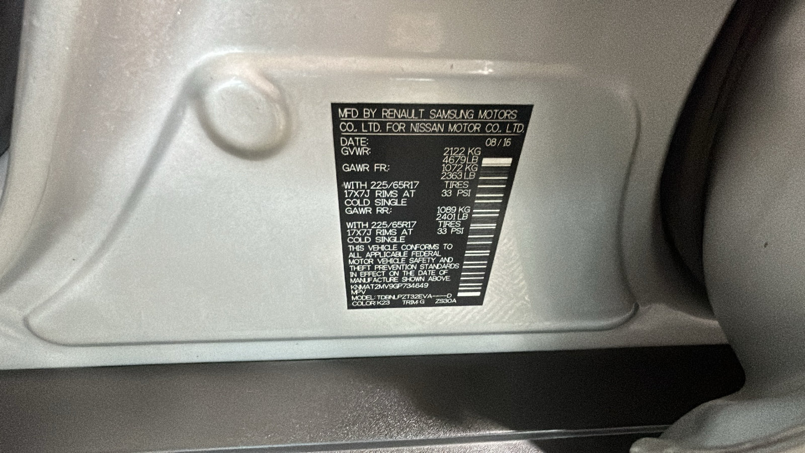 Used 2016 Nissan Rogue S AWD/4WD image 12