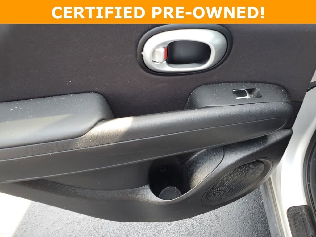 Used 2019 Kia Soul w/ Convenience Package image 12
