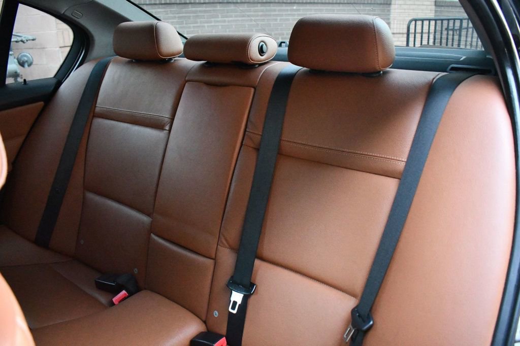 Used 2011 BMW 328i xDrive Sedan w/ Premium Pkg image 27