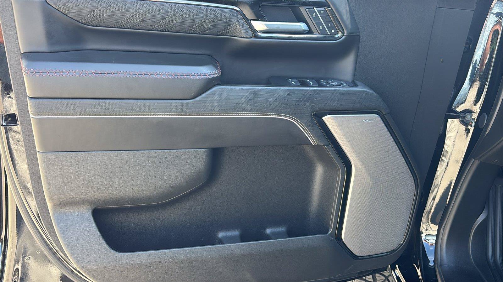Certified 2025 GMC Sierra 2500 AT4X AWD/4WD image 17