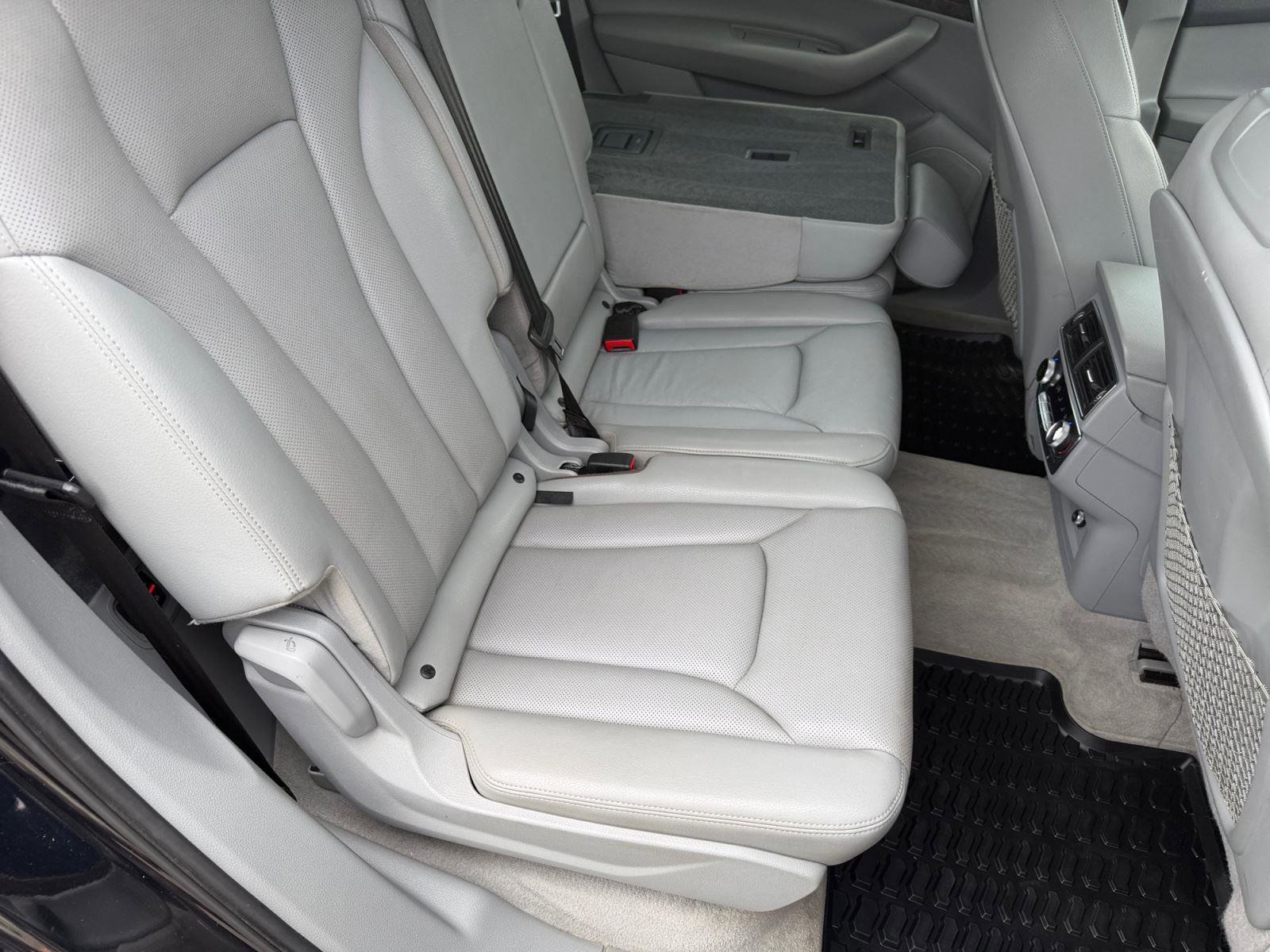 Used 2018 Audi Q7 3.0T Prestige AWD/4WD image 49