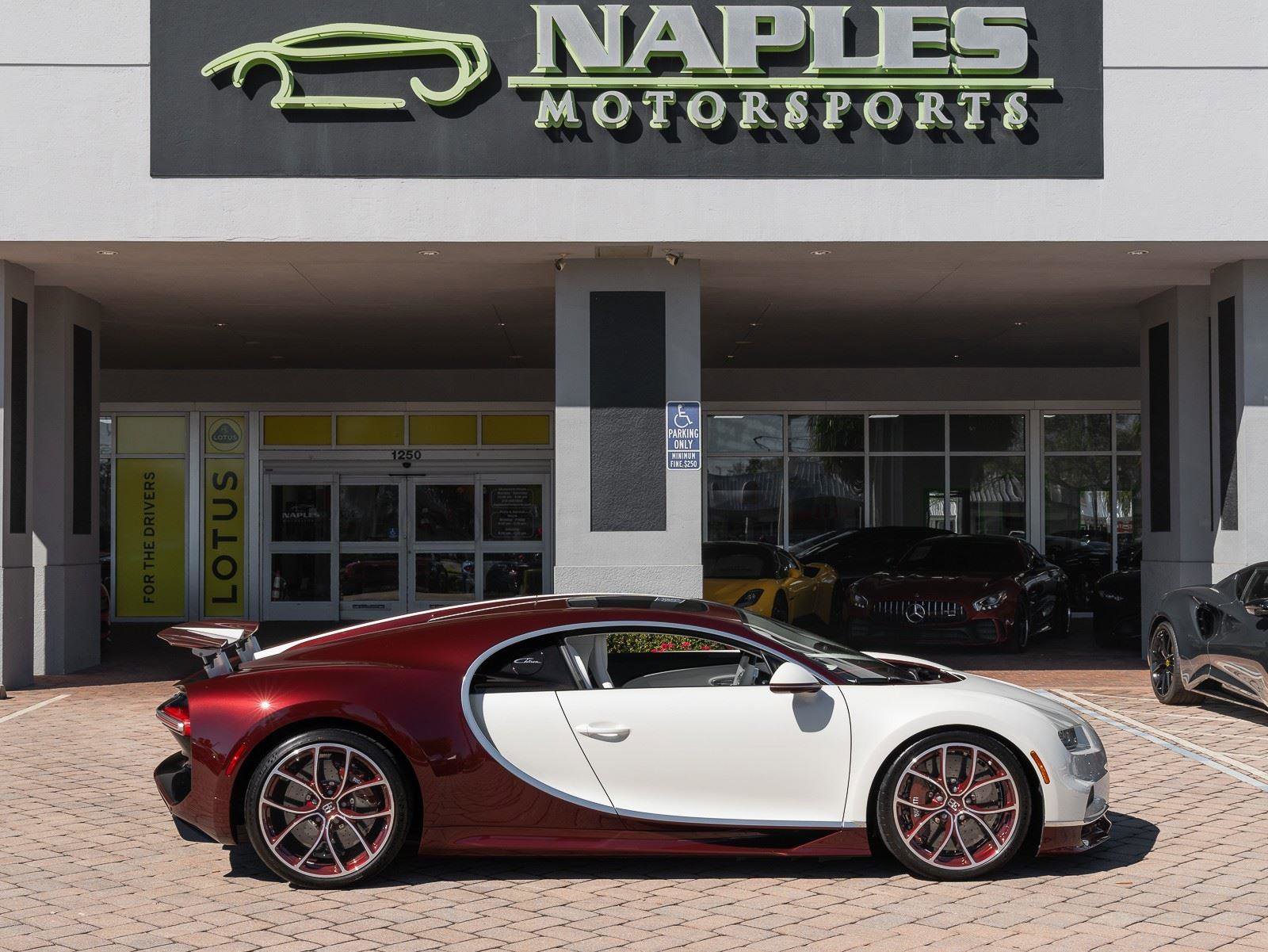 Used 2021 Bugatti Chiron image 25