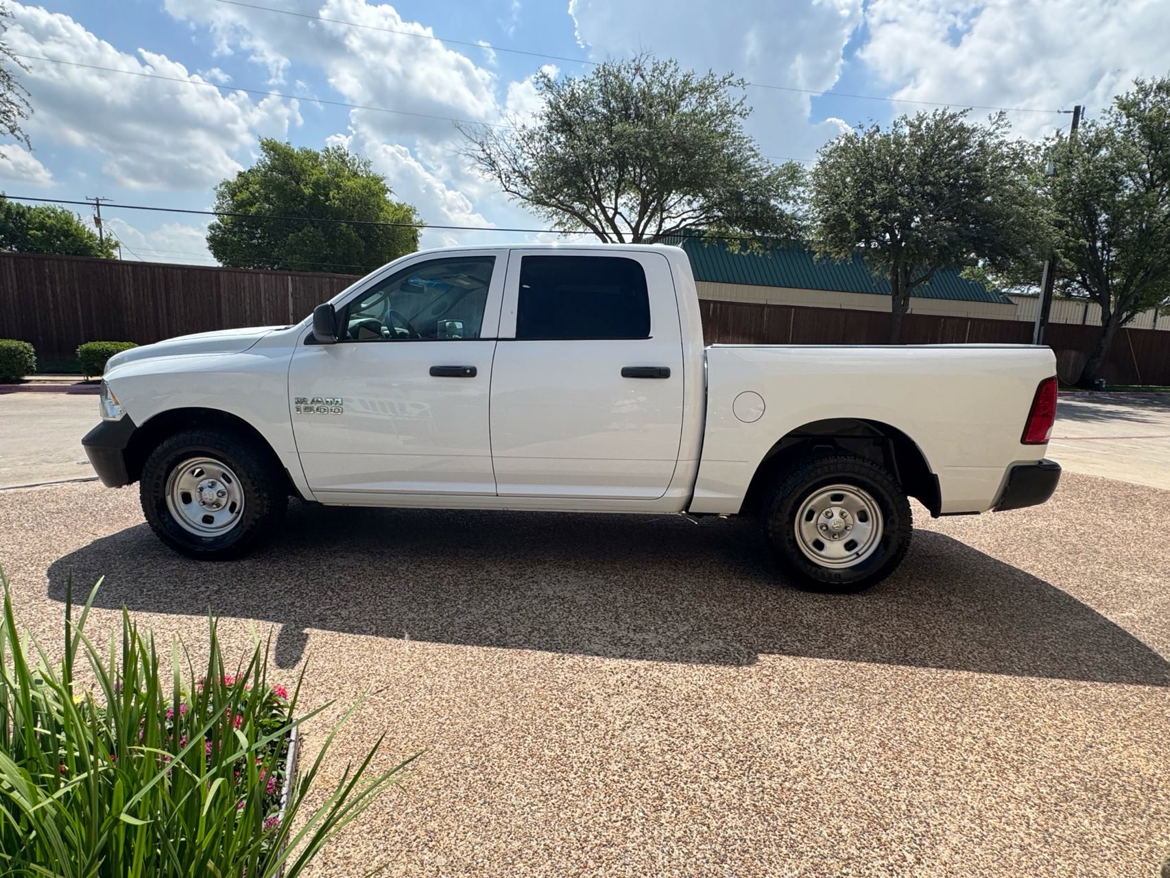 Used 2018 RAM 1500 Tradesman w/ Popular Equipment Group AWD/4WD image 11