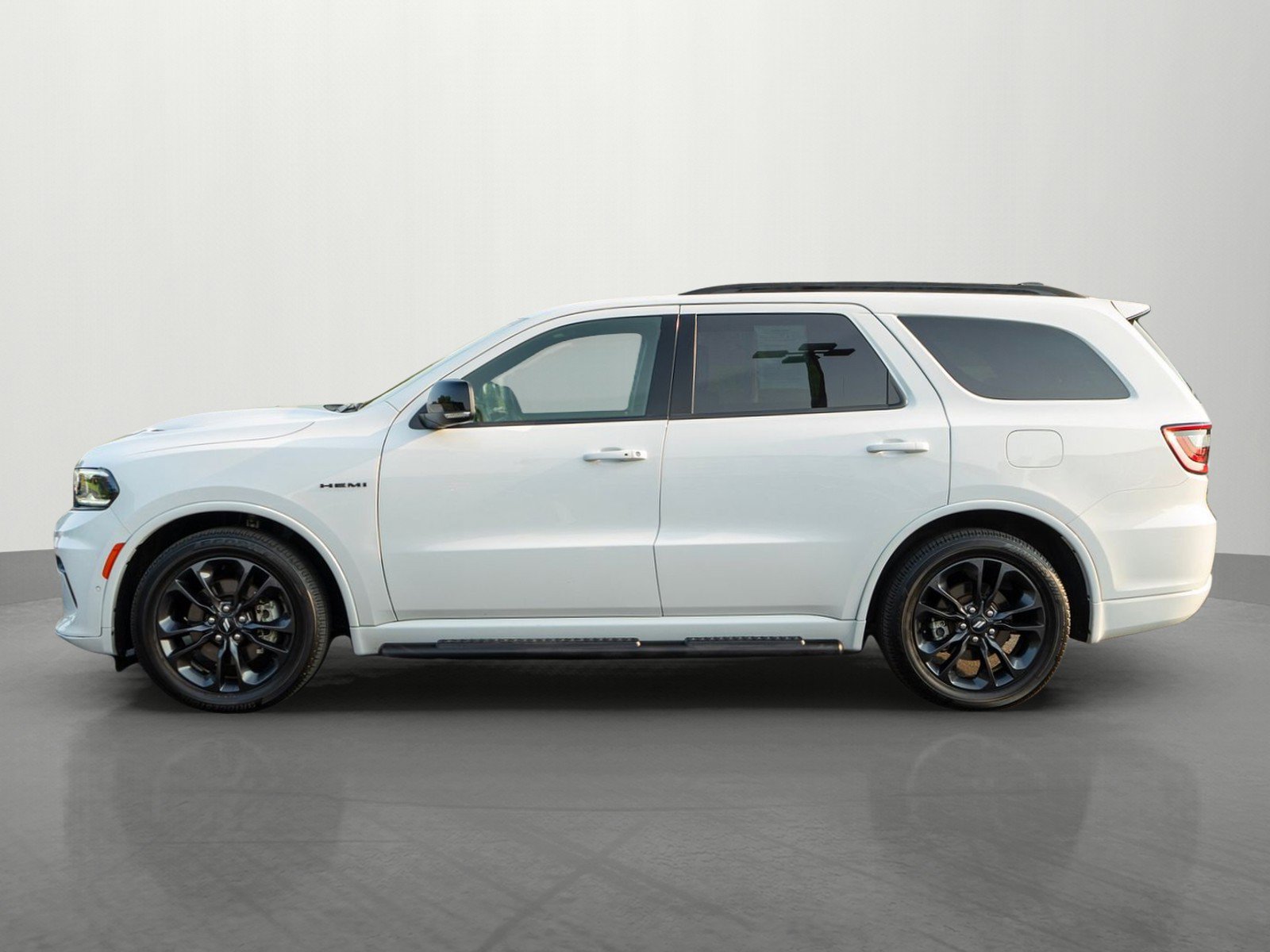 Used 2025 Dodge Durango R/T AWD/4WD image 4
