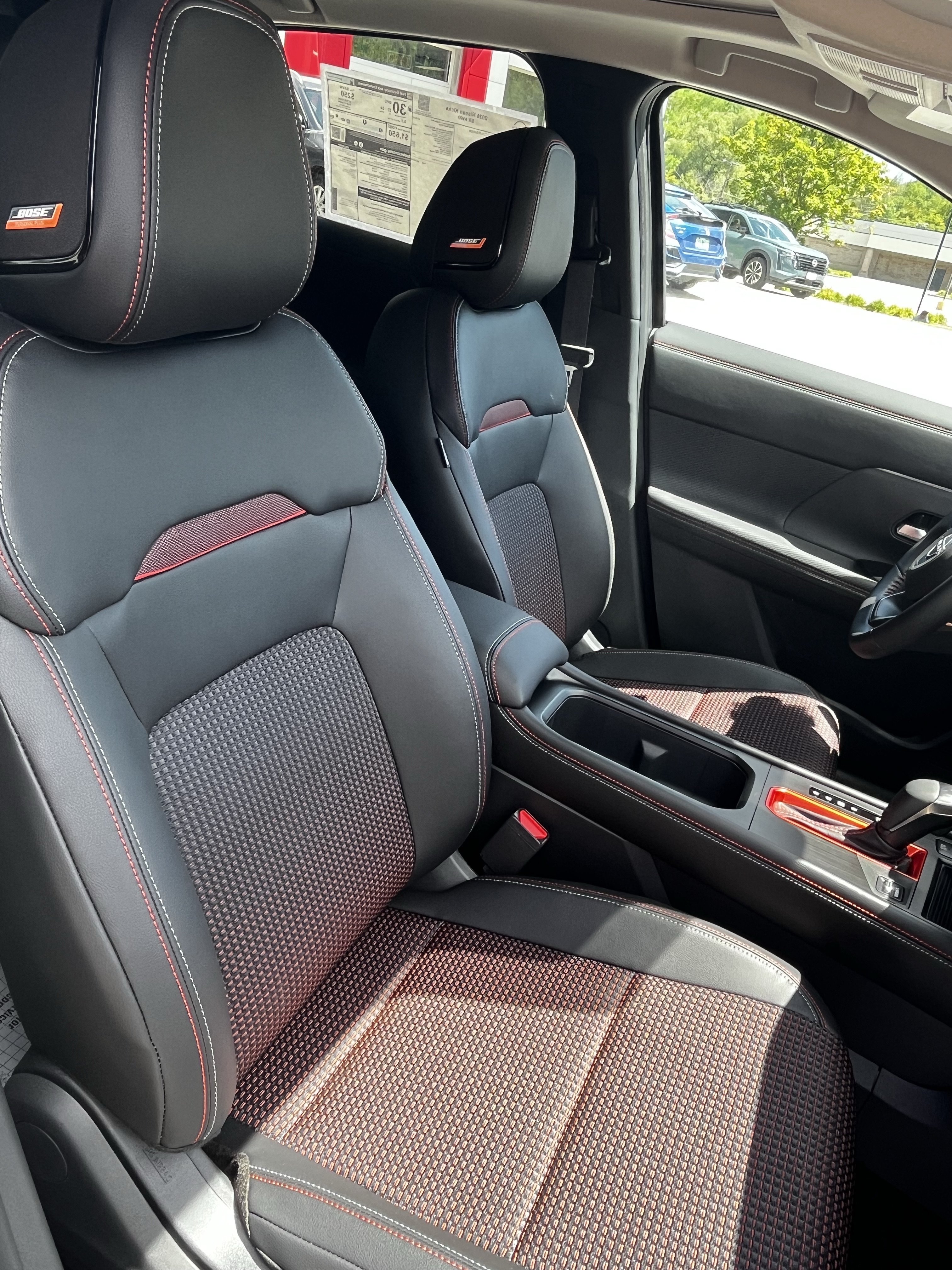New 2026 Nissan Kicks SR w/ SR Premium Package AWD/4WD image 17