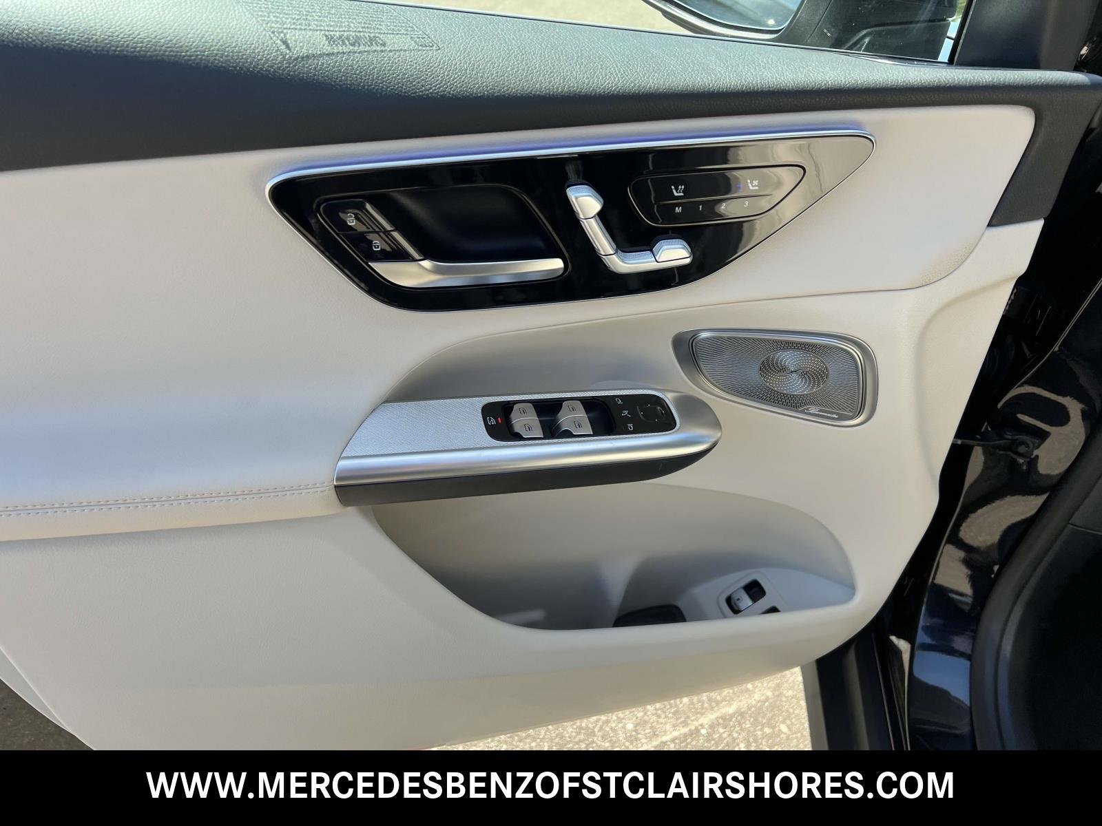 New 2026 Mercedes-Benz GLC 350e 4MATIC image 16