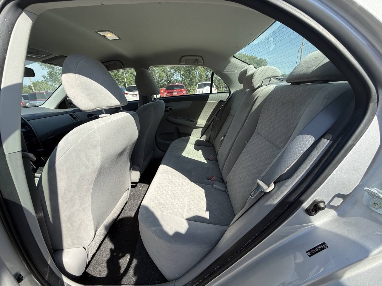 Used 2009 Toyota Corolla LE FWD image 18