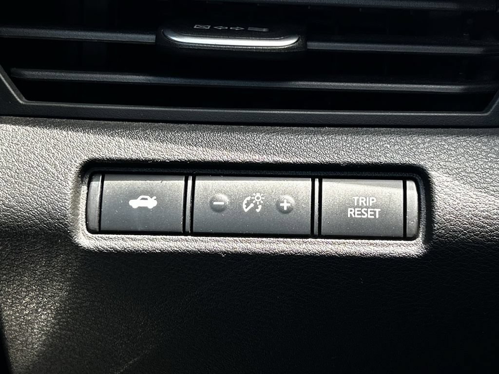 Used 2023 Nissan Altima 2.5 SV FWD image 24