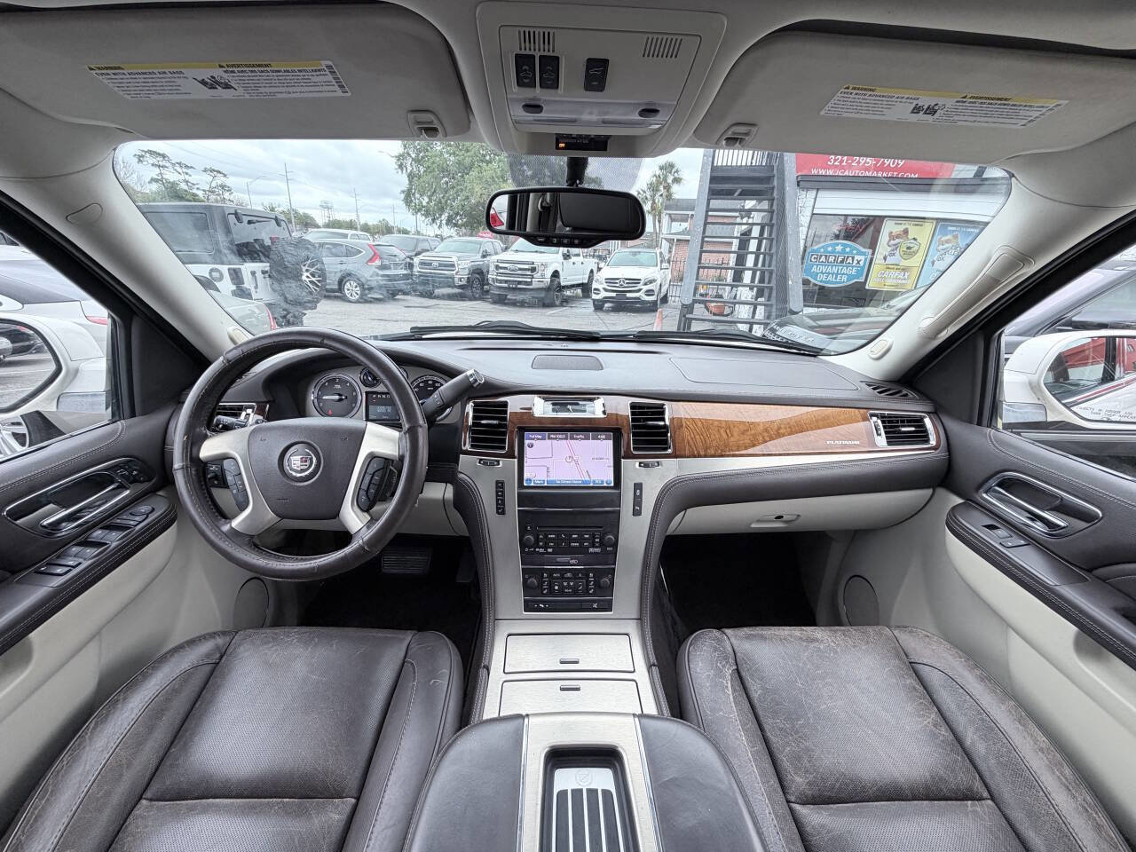 Used 2013 Cadillac Escalade ESV Platinum RWD image 18