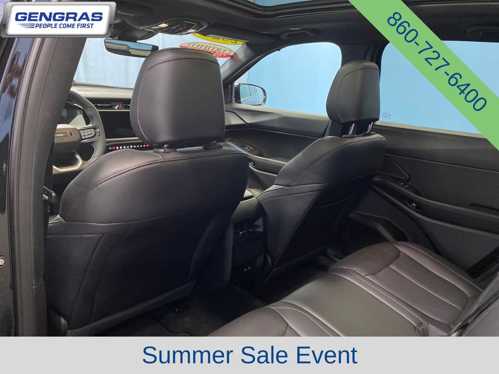 Used 2026 Jeep Cherokee Limited AWD/4WD image 25