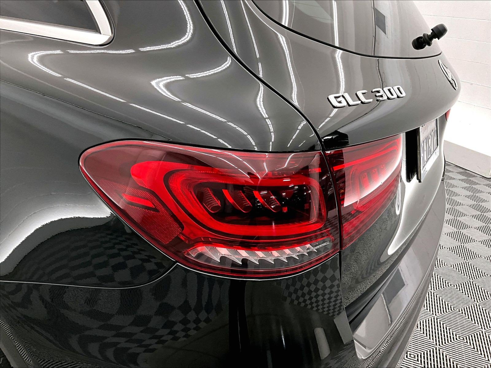 Certified 2022 Mercedes-Benz GLC 300 4MATIC image 27