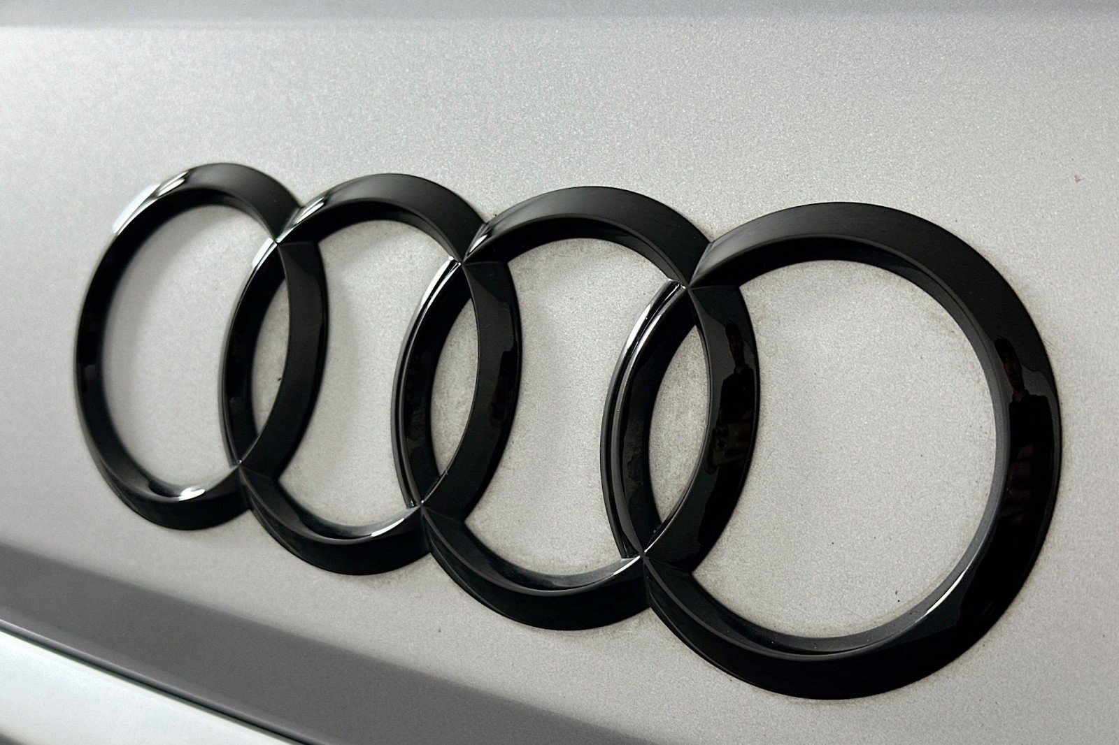 Used 2020 Audi SQ7 Prestige w/ Prestige Package AWD/4WD image 11