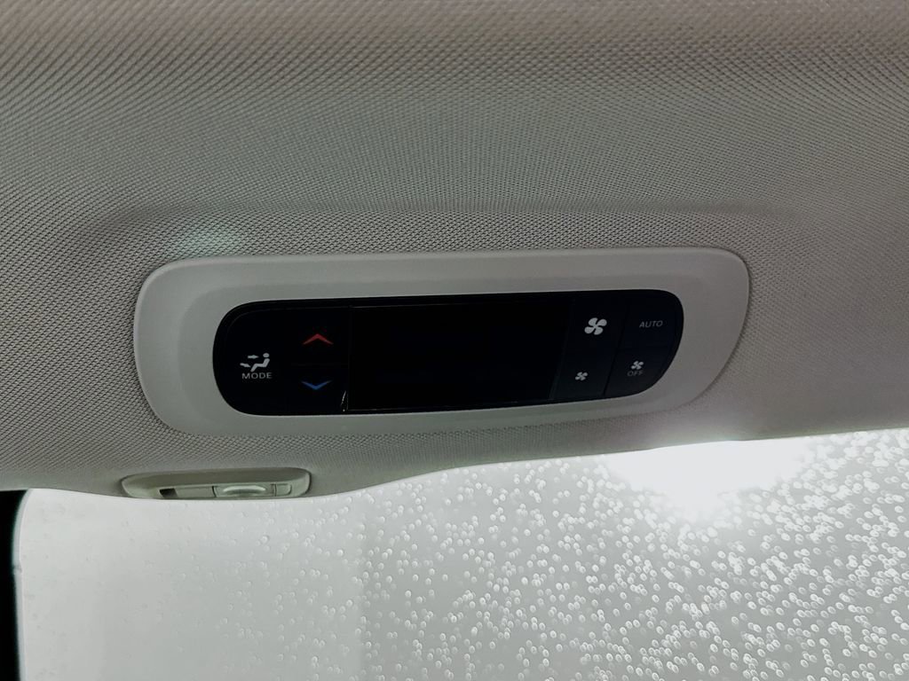 Certified 2020 Chrysler Pacifica Limited image 34