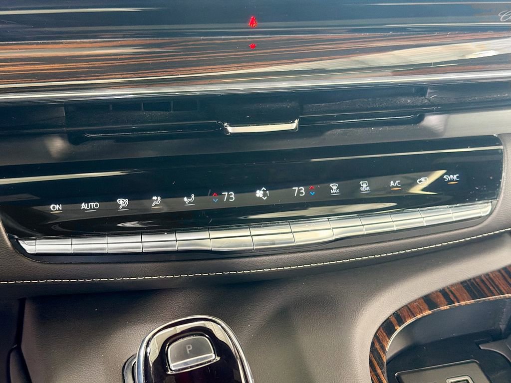 Used 2023 Cadillac Escalade Premium Luxury w/ Touring Package image 15