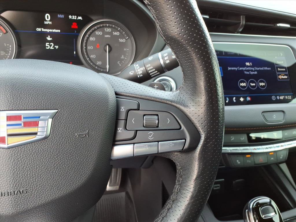 Used 2020 Cadillac XT4 Sport w/ Technology Package image 17