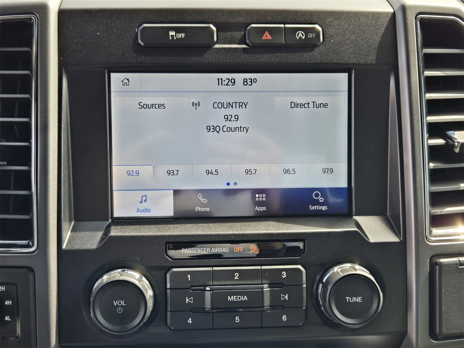 Used 2020 Ford F150 XLT image 15