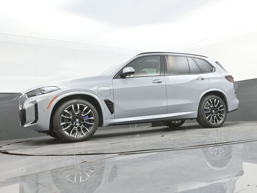 New 2026 BMW X5 xDrive50e AWD/4WD image 48