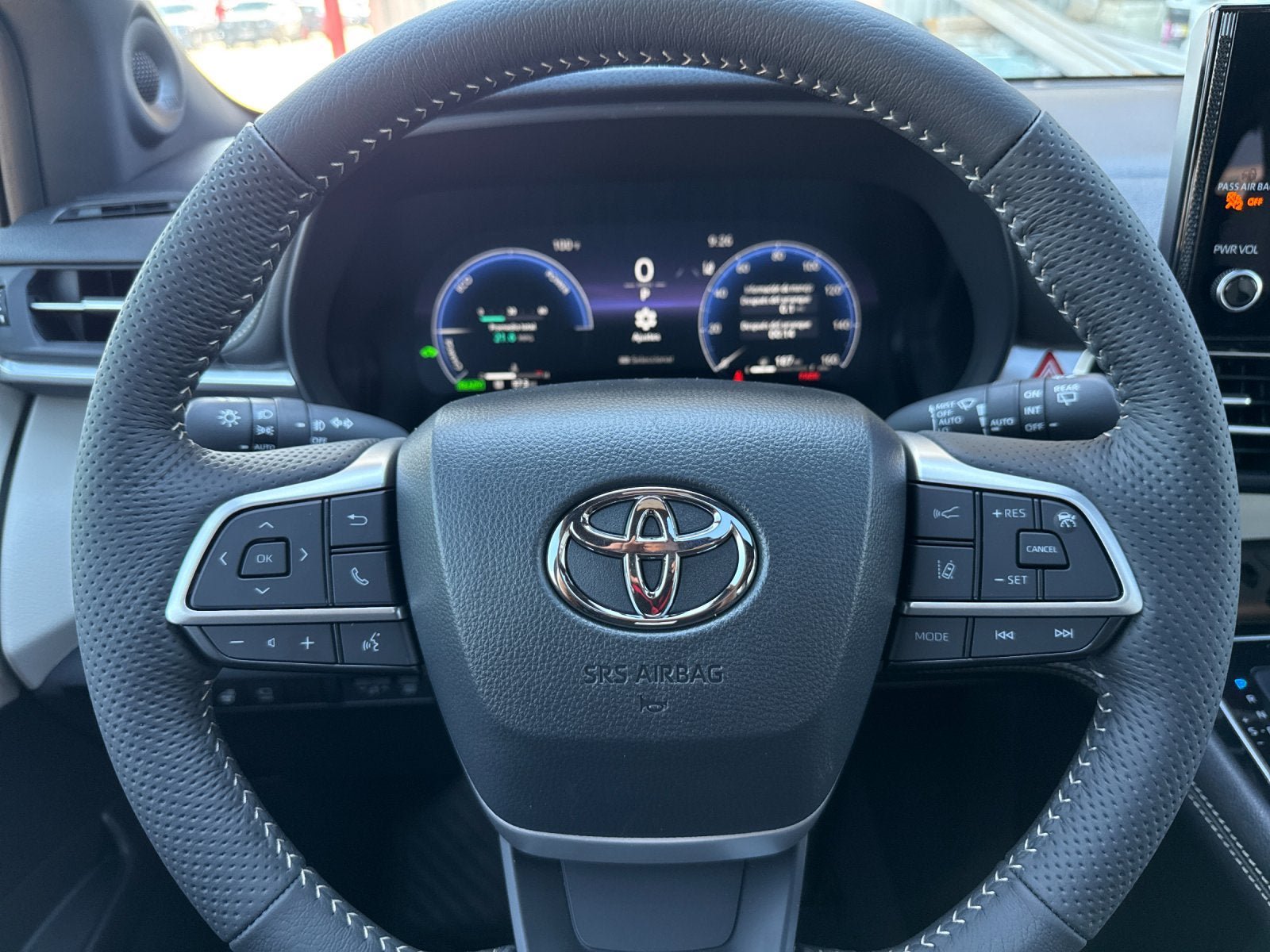 New 2026 Toyota Sienna Platinum AWD/4WD image 25