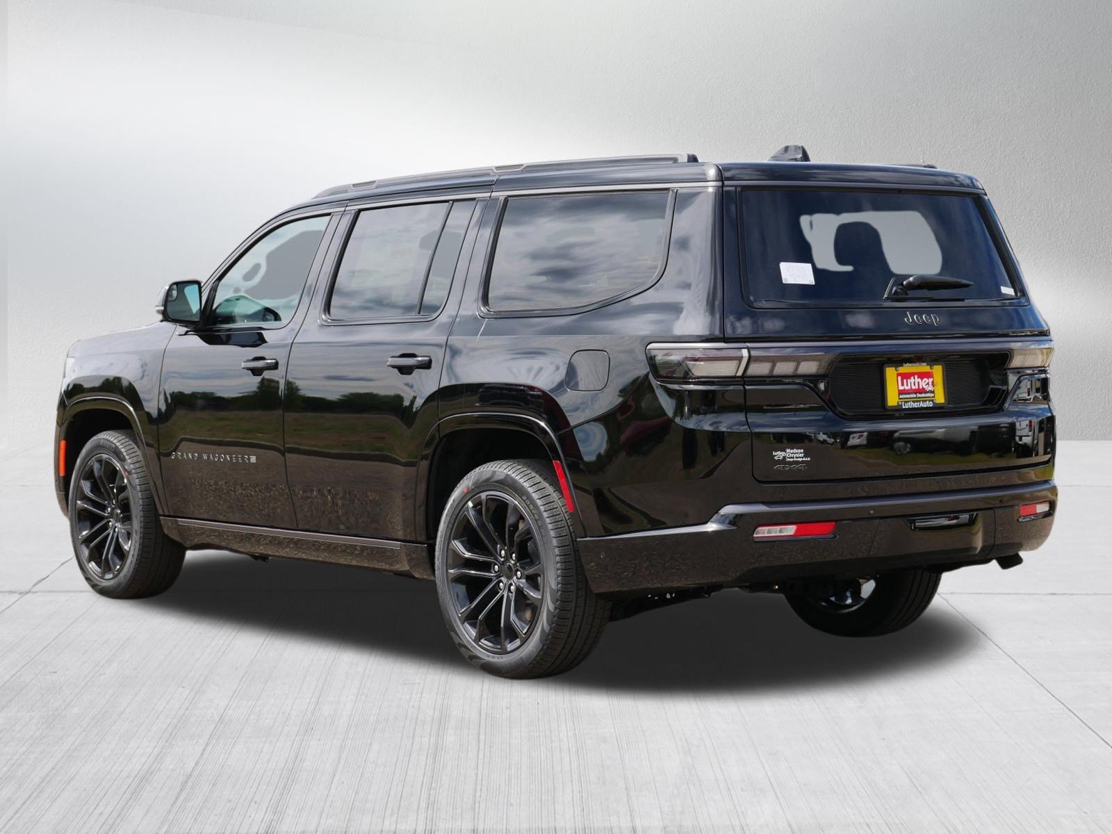 New 2026 Jeep Grand Wagoneer Summit w/ Premium Group III AWD/4WD image 3