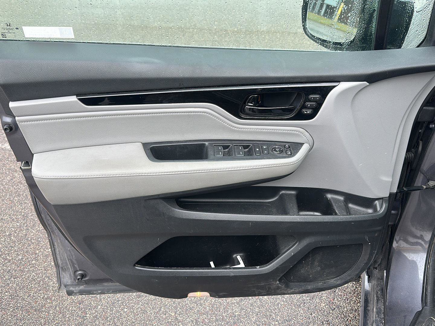 Used 2019 Honda Odyssey Elite image 9