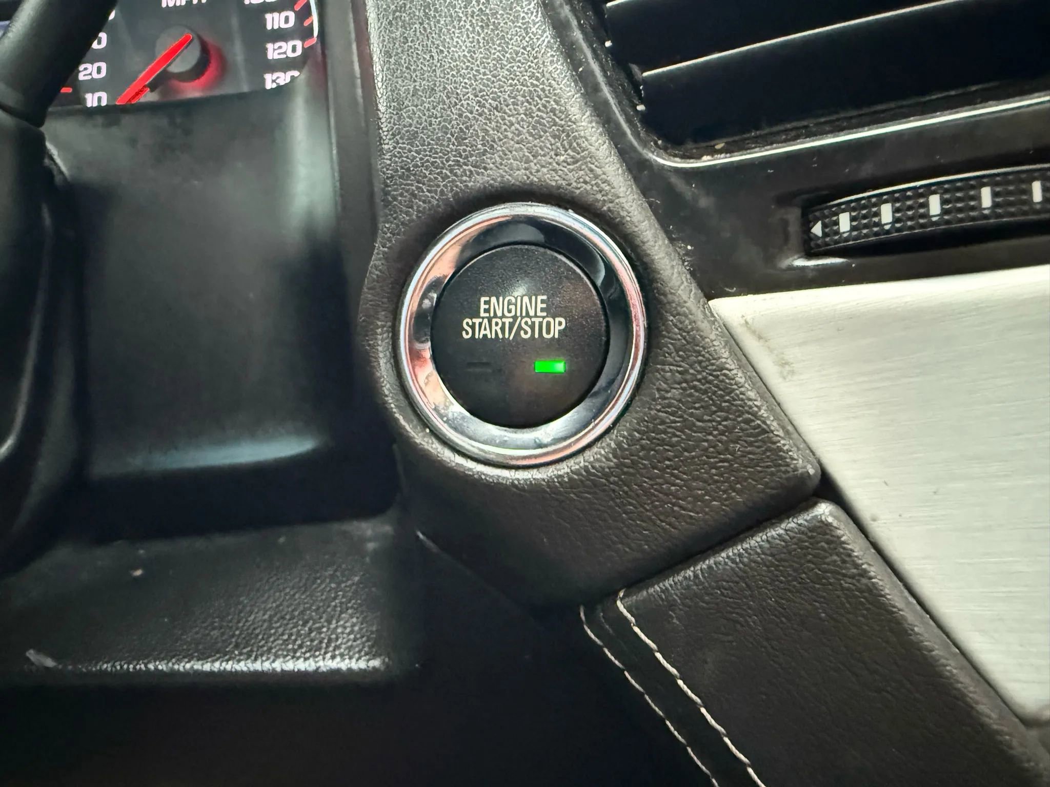 Used 2015 GMC Yukon SLT w/ Open Road Package image 28