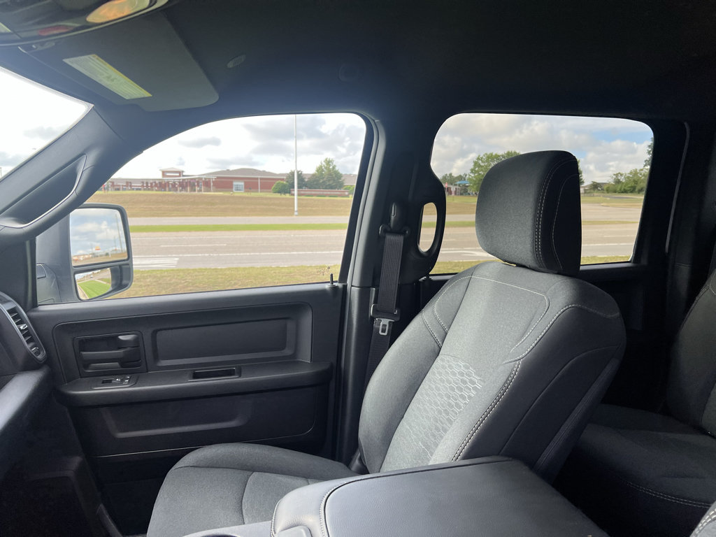 Certified 2025 RAM 2500 Tradesman AWD/4WD image 24