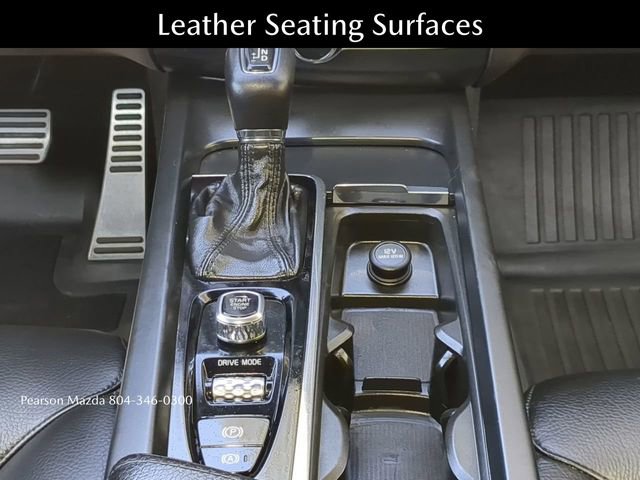 Used 2018 Volvo XC60 T6 Momentum w/ Convenience Package image 20