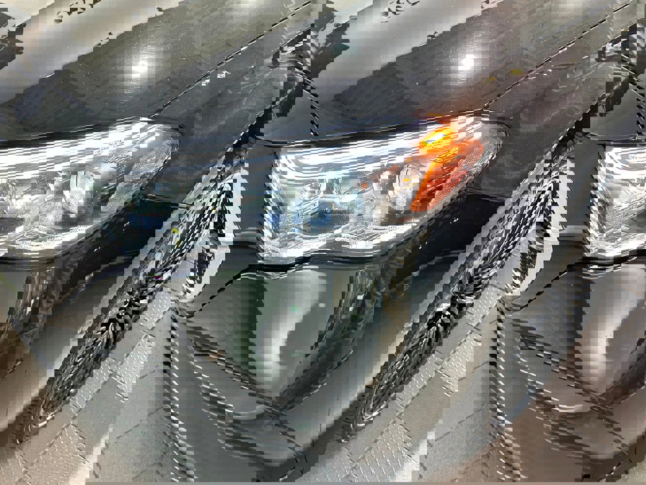 Used 2024 Mercedes-Benz E 350 4MATIC Sedan image 36