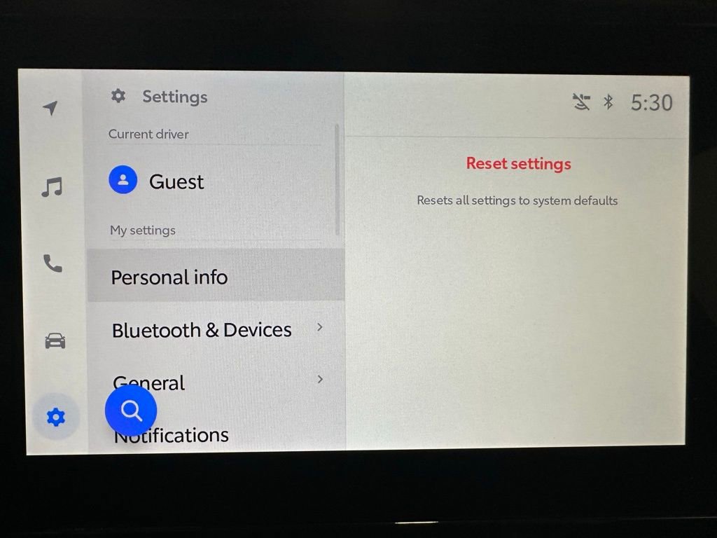 Used 2025 Toyota Corolla LE image 33