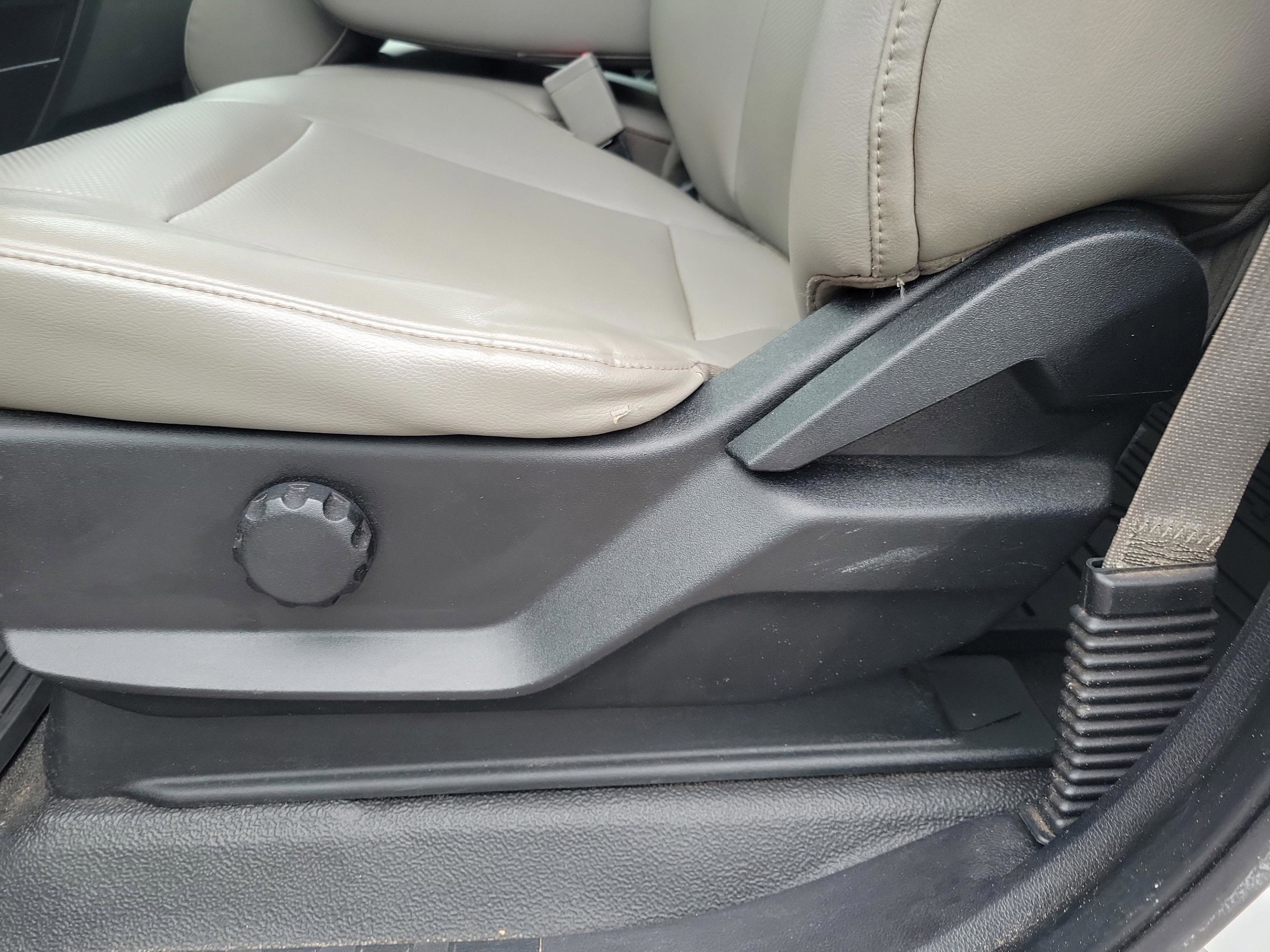 Used 2019 Ford F250 XL w/ Power Equipment Group image 9
