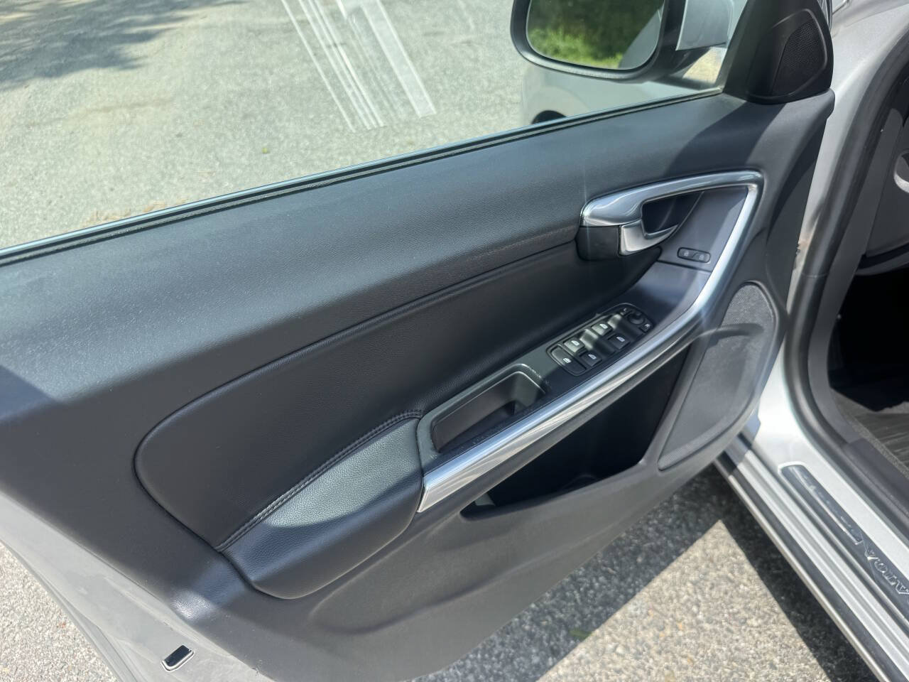 Used 2015 Volvo V60 T5 Premier AWD/4WD image 22