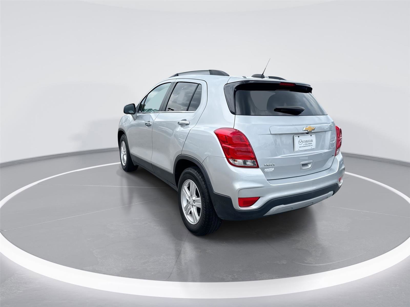 Used 2020 Chevrolet Trax LT w/ LT Convenience Package FWD image 6