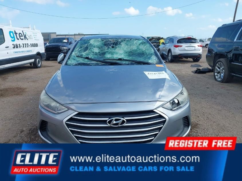 Used 2017 Hyundai Elantra SE image 24