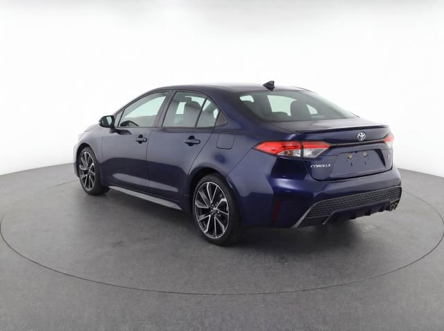 Used 2020 Toyota Corolla SE w/ SE Premium Package FWD image 7
