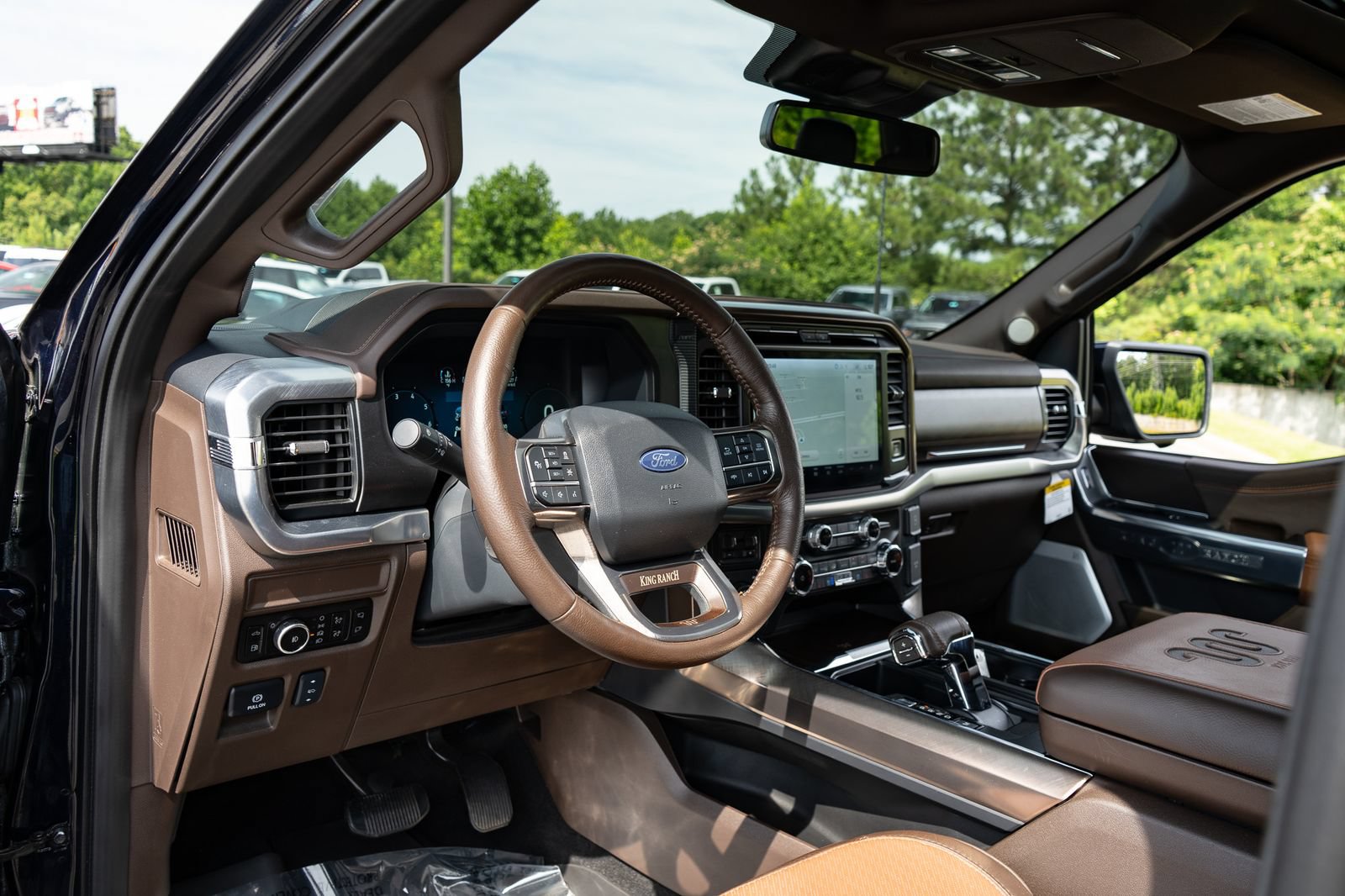 Used 2025 Ford F150 King Ranch w/ FX4 Off-Road Package AWD/4WD image 26