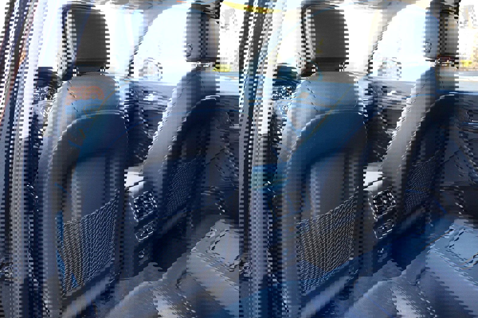 Used 2018 Audi Q5 2.0T Premium Plus w/ Premium Plus Package image 13