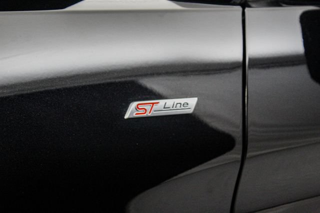 Certified 2025 Ford Explorer ST-Line AWD/4WD image 9